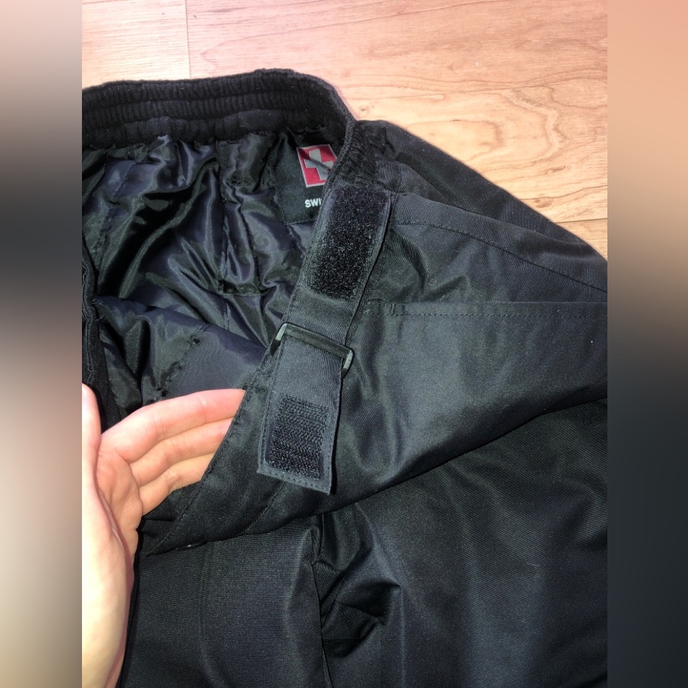 SWISS TECH  Women's Black Snow Pants XS -  S - Picture 8 of 12